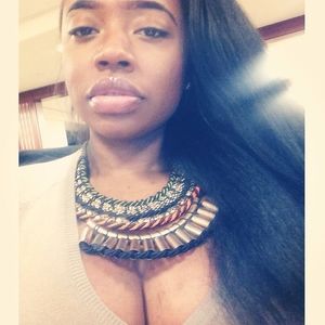 Meet your Posher, Janise